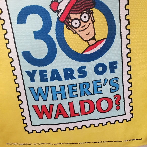 ☀️30 years of Where's Waldo Tote - Picture 5 of 7